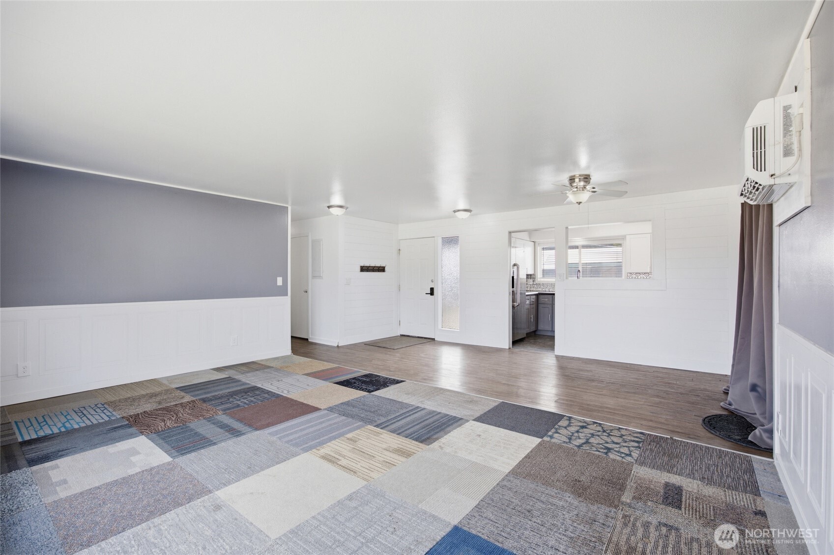 410 Loring Drive Property Photo 7