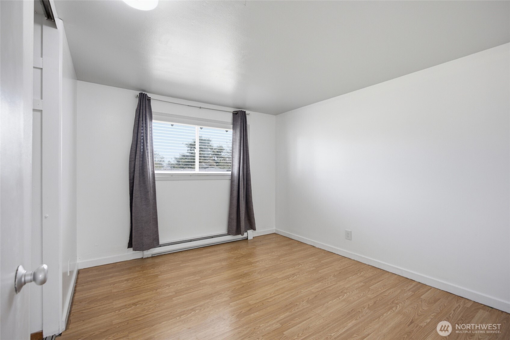 410 Loring Drive Property Photo 16