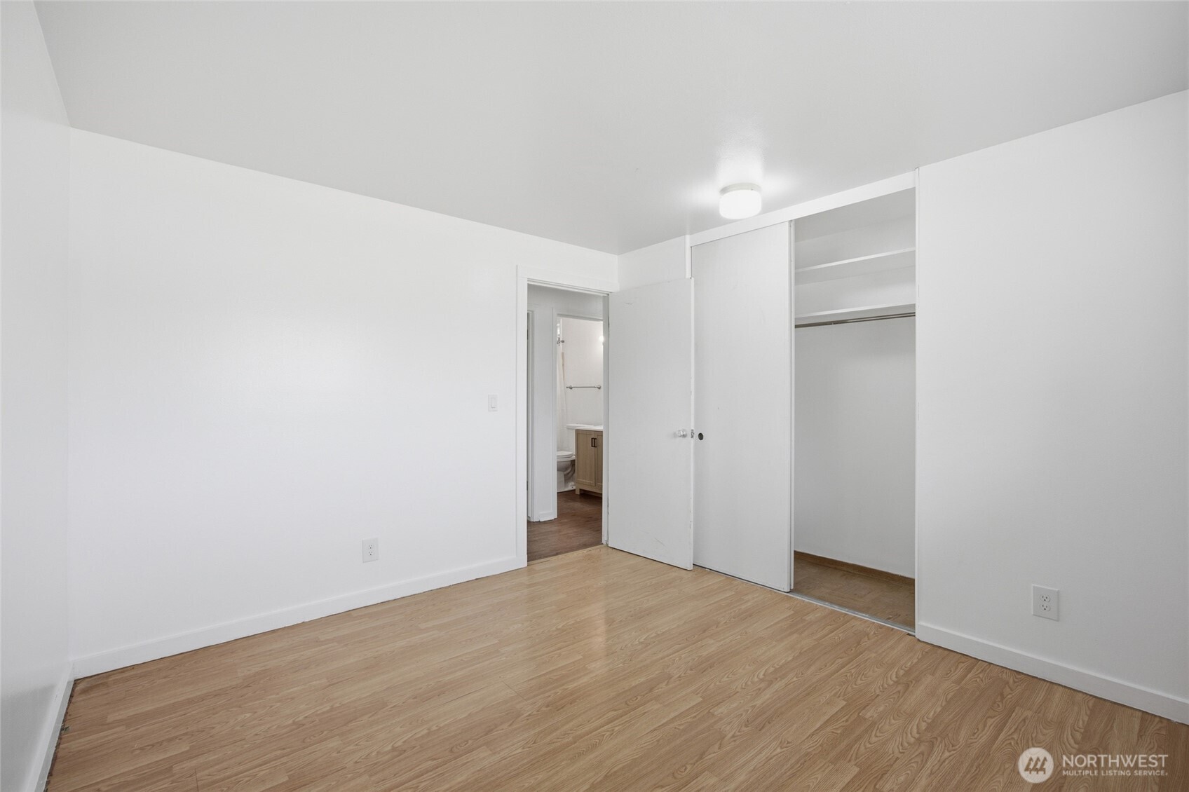410 Loring Drive Property Photo 17