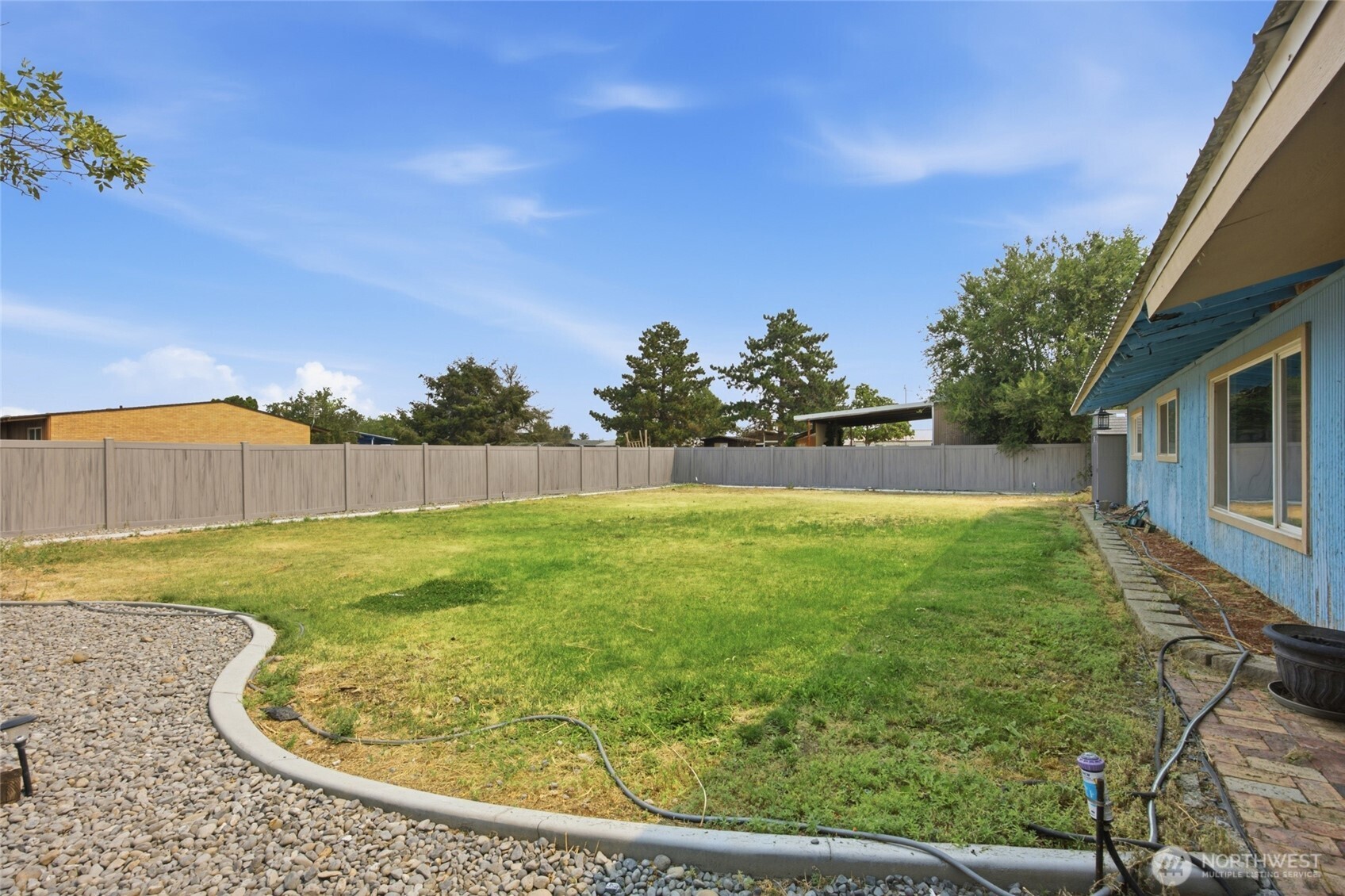 410 Loring Drive Property Photo 23
