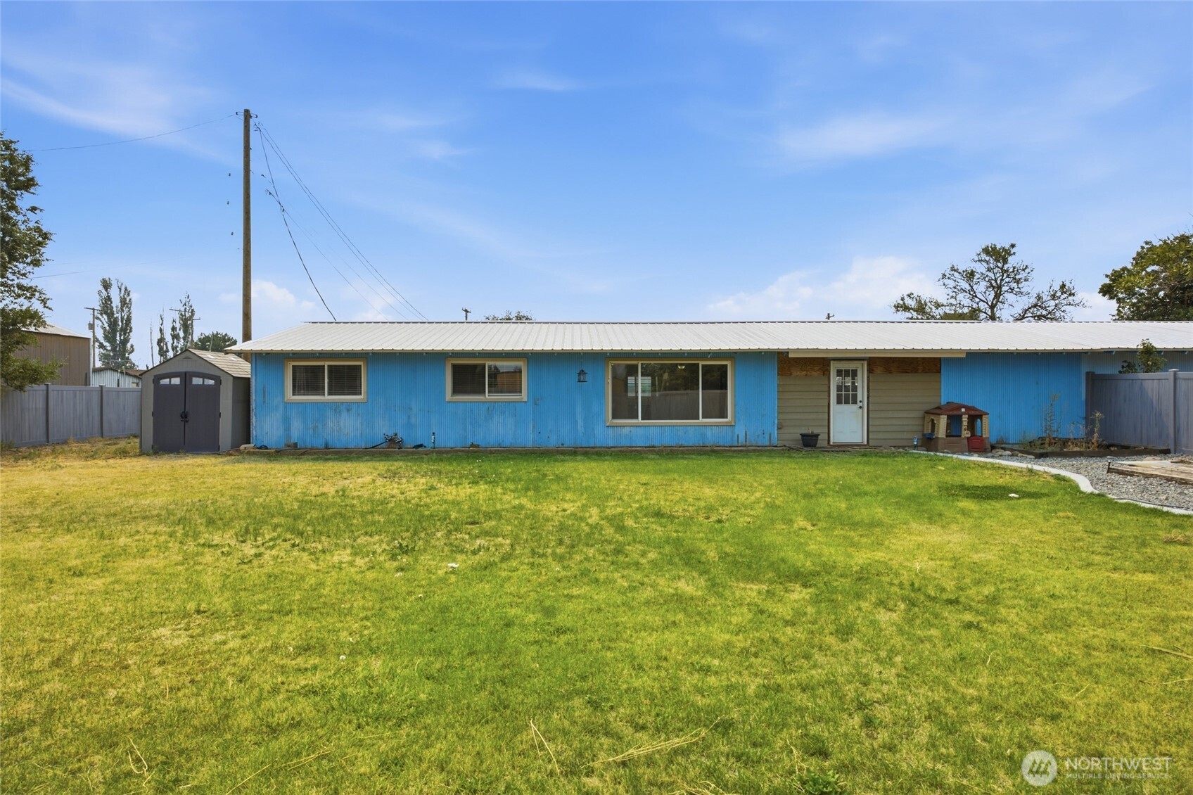 410 Loring Drive Property Photo 25