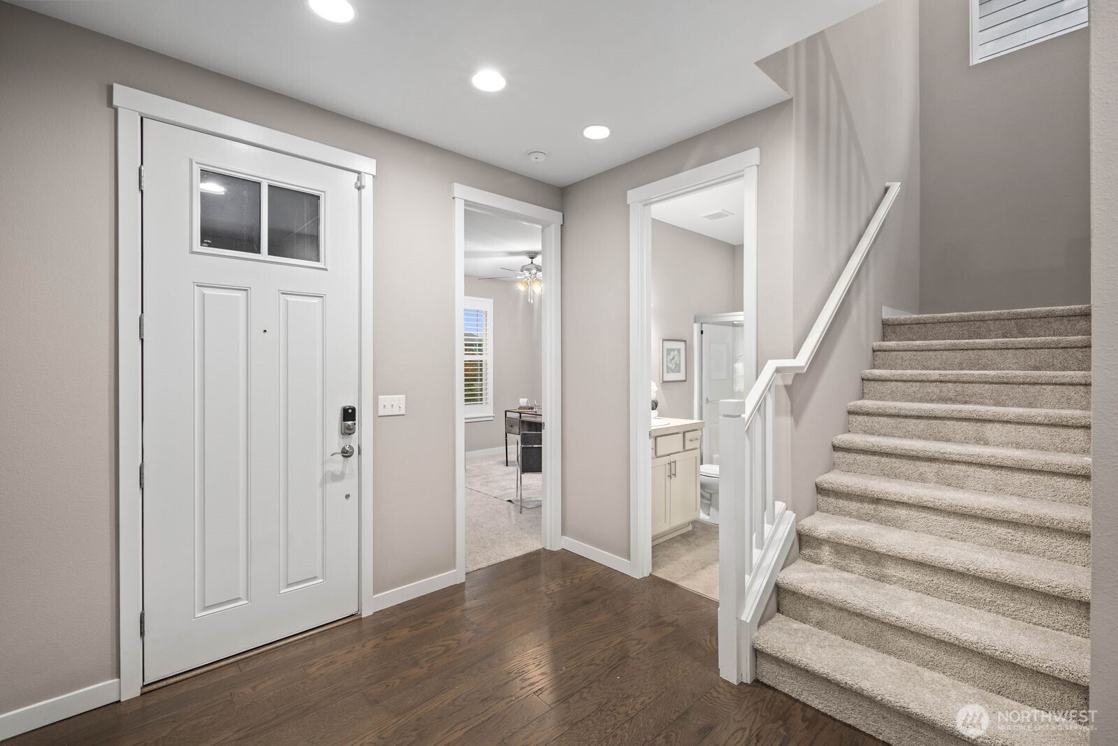 356 Vaughan Boulevard Property Photo 3