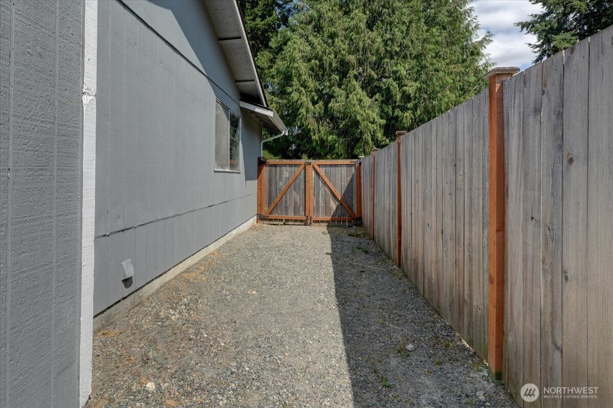 37427 39th Avenue Property Photo 27