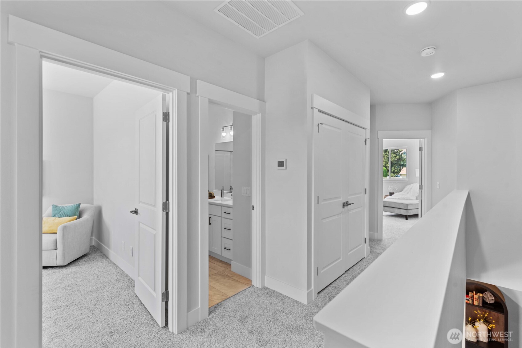 1030 Finch Lane E4 Property Photo 17