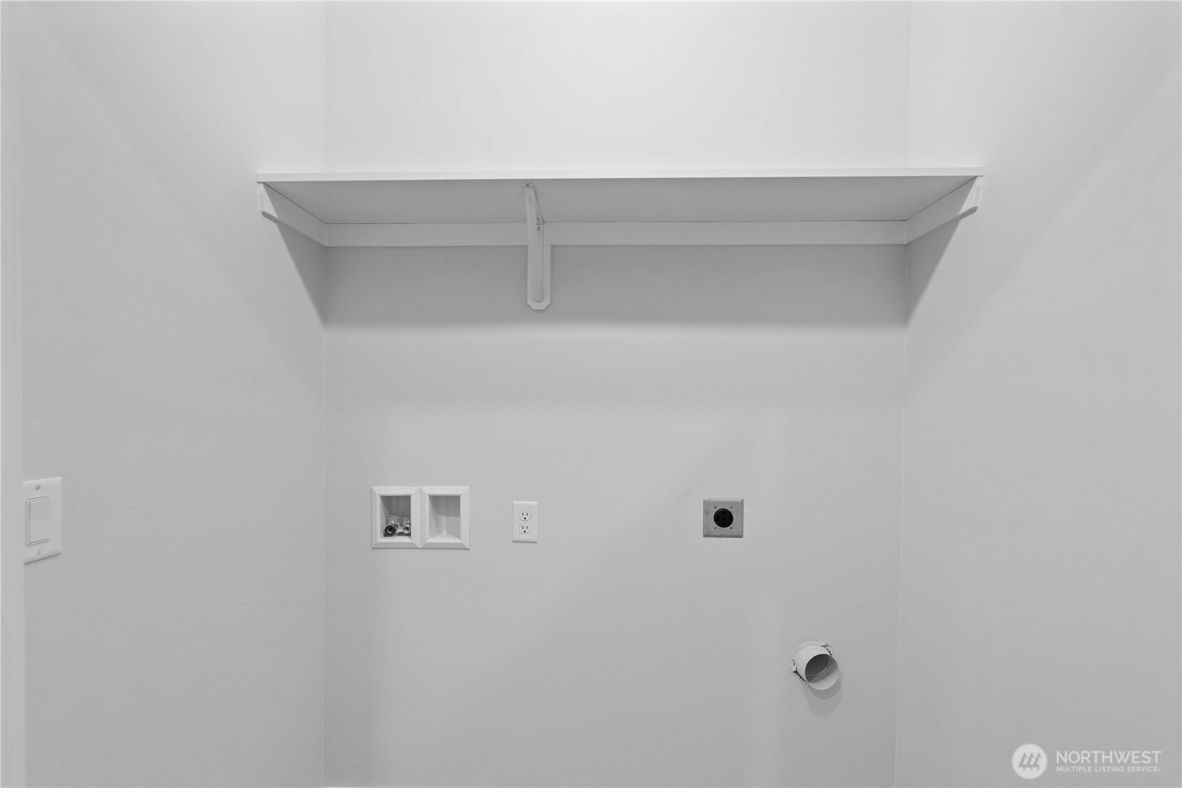 1030 Finch Lane E4 Property Photo 25