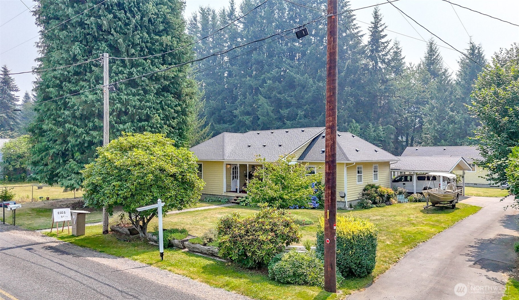 137 Damron Road Property Photo 2
