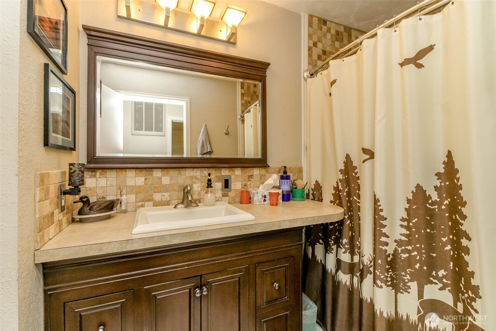 137 Damron Road Property Photo 15