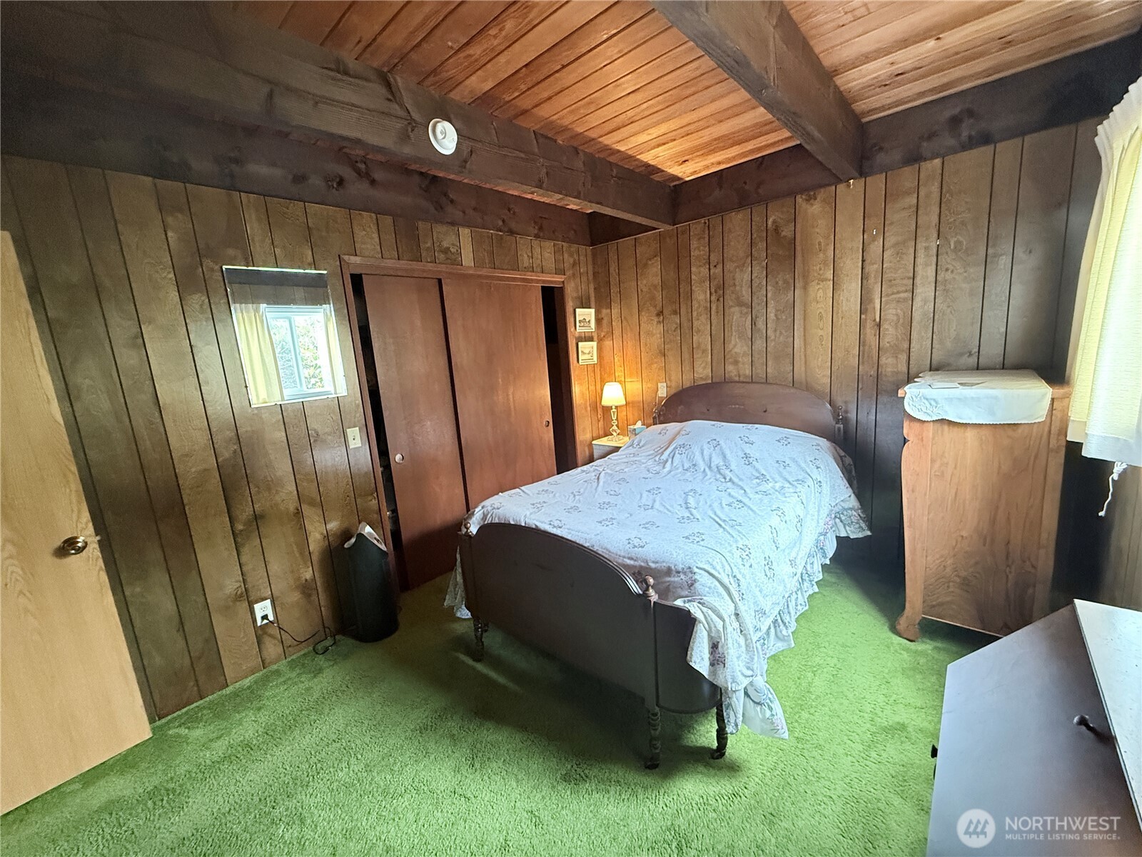 32216 R Place Property Photo 15