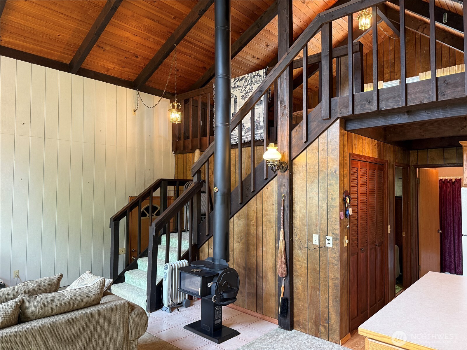 32216 R Place Property Photo 22