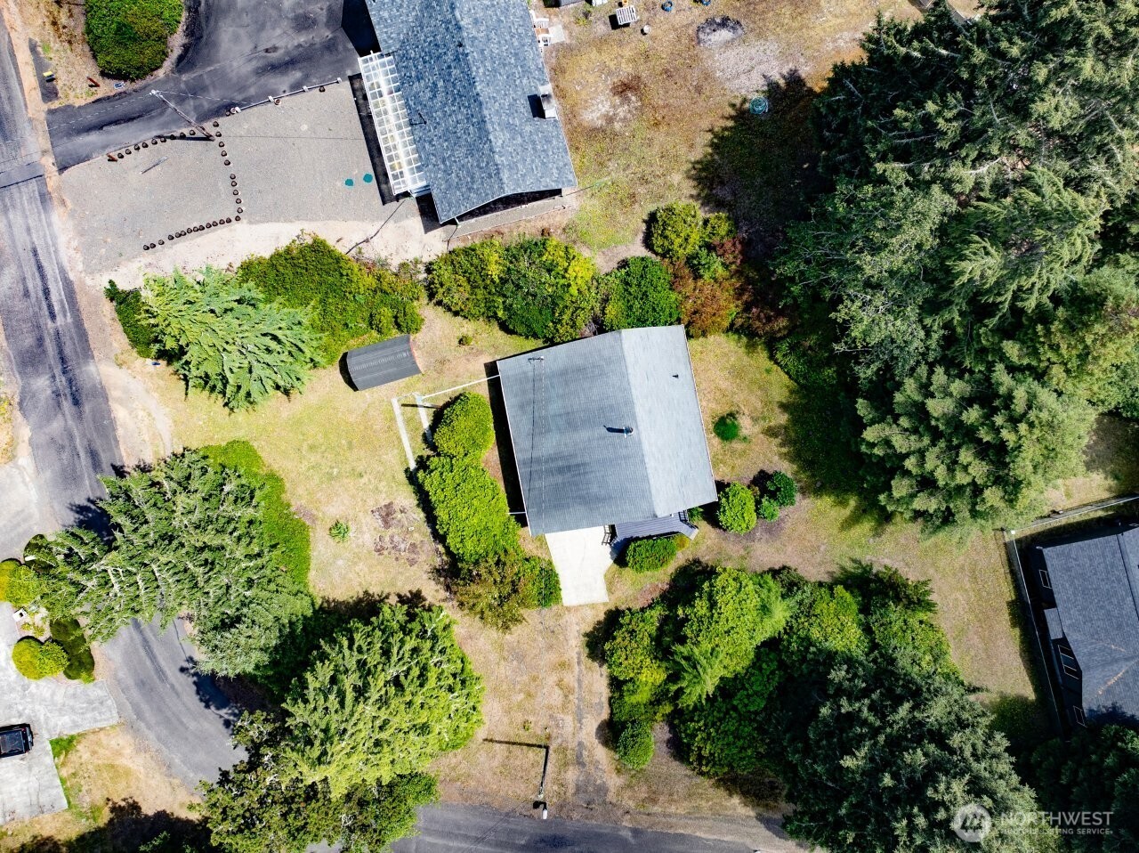 32216 R Place Property Photo 28