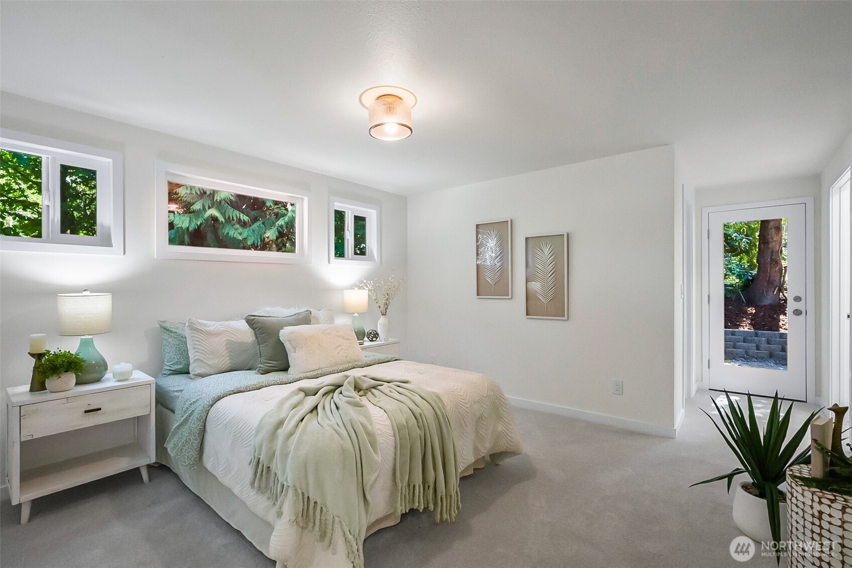 13304 Elliott Road Property Photo 16