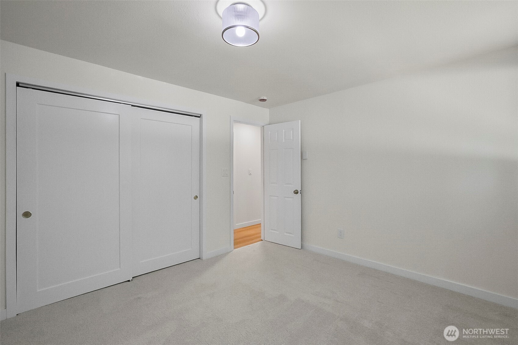 13304 Elliott Road Property Photo 23