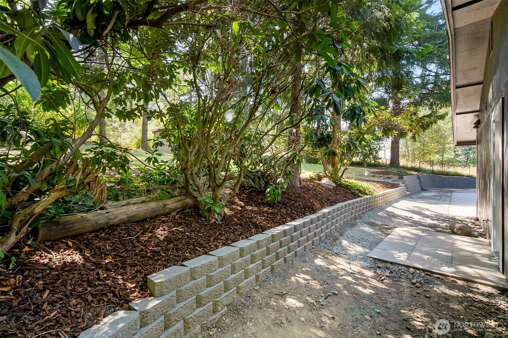 13304 Elliott Road Property Photo 27