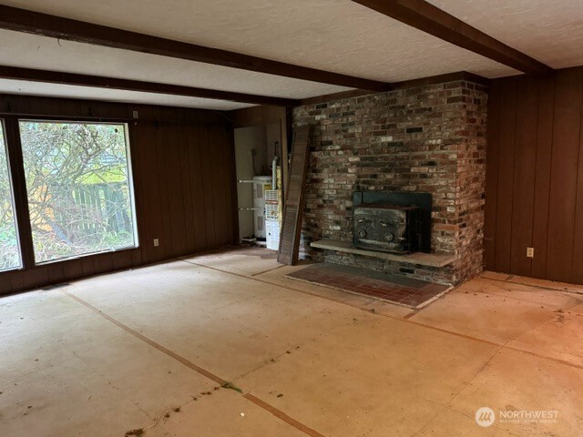 22306 39th Avenue Property Photo 4