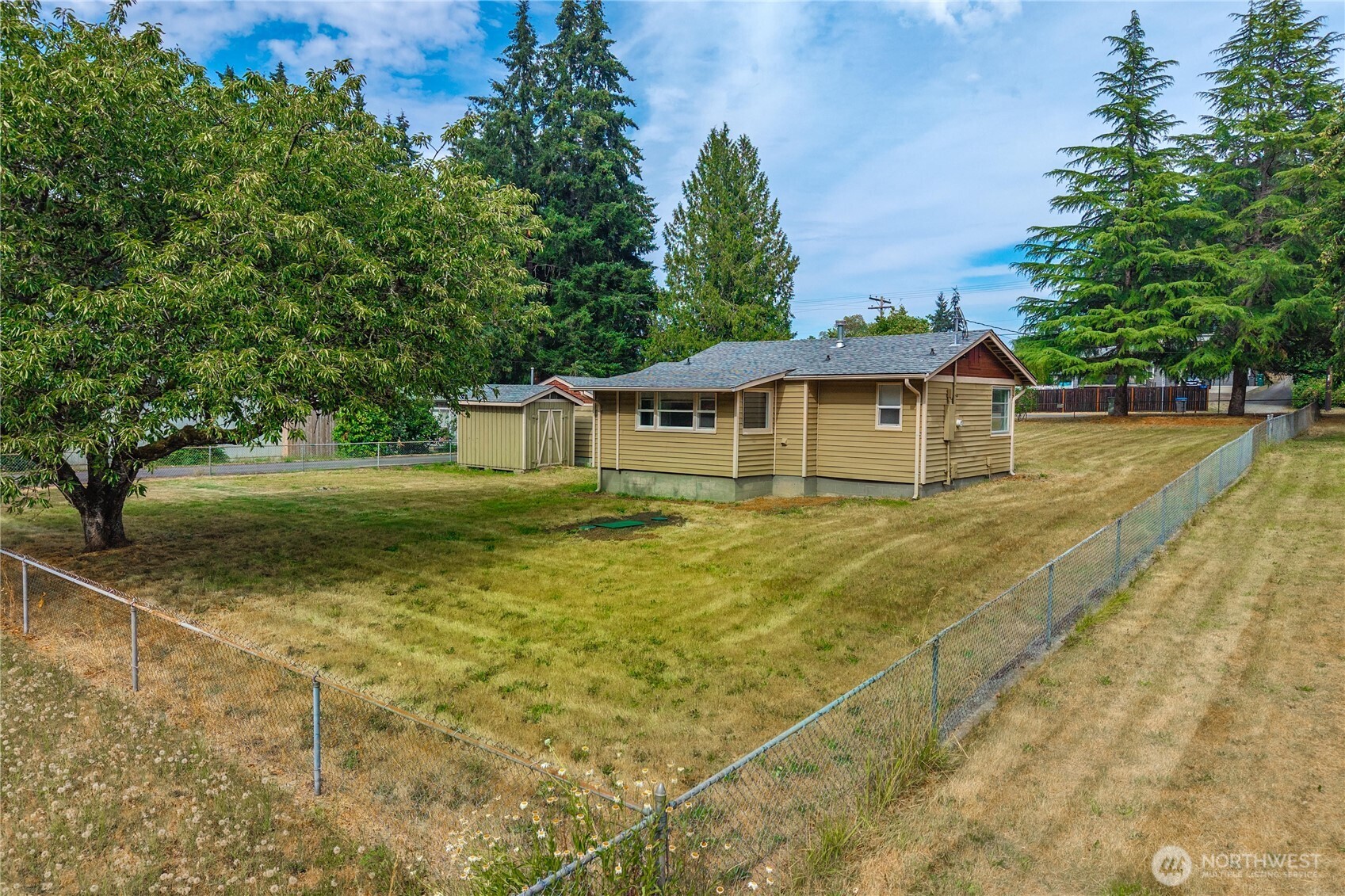 2437 Rocky Point Road Property Photo 6