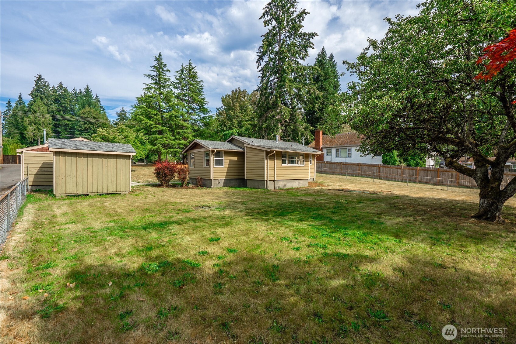 2437 Rocky Point Road Property Photo 11