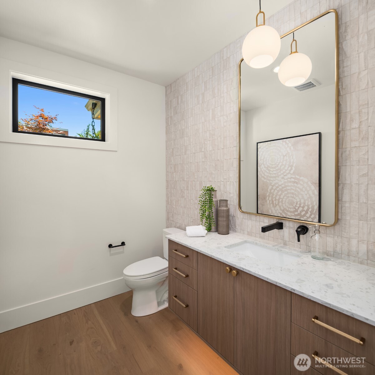 719 19th Lane Property Photo 17