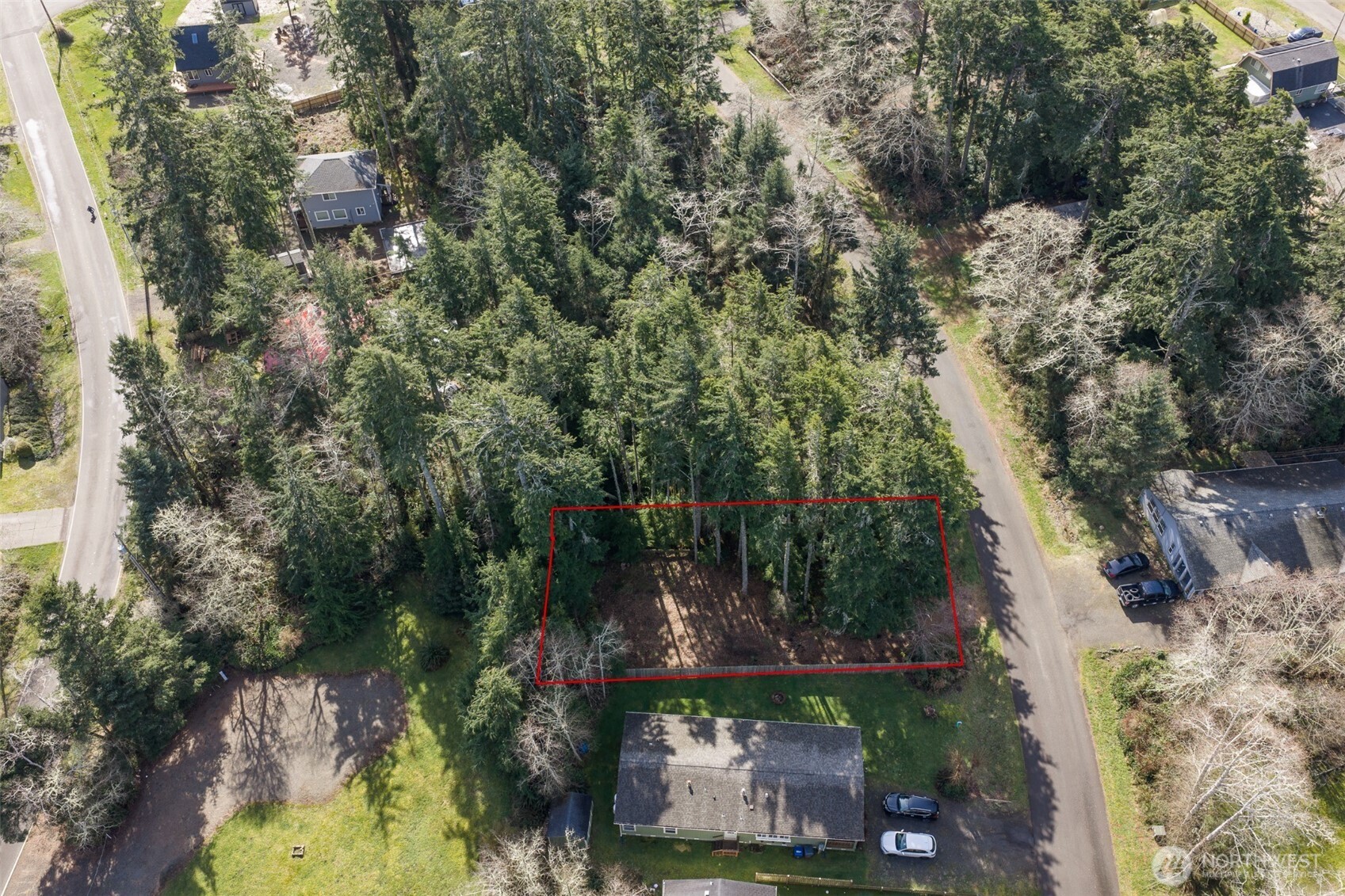 736 Chenois Avenue Property Photo 10