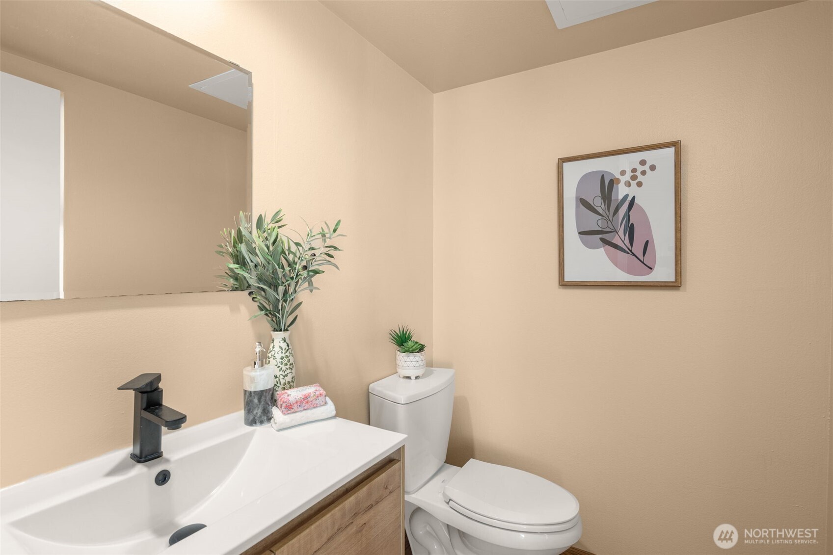 243 169th Avenue Property Photo 13