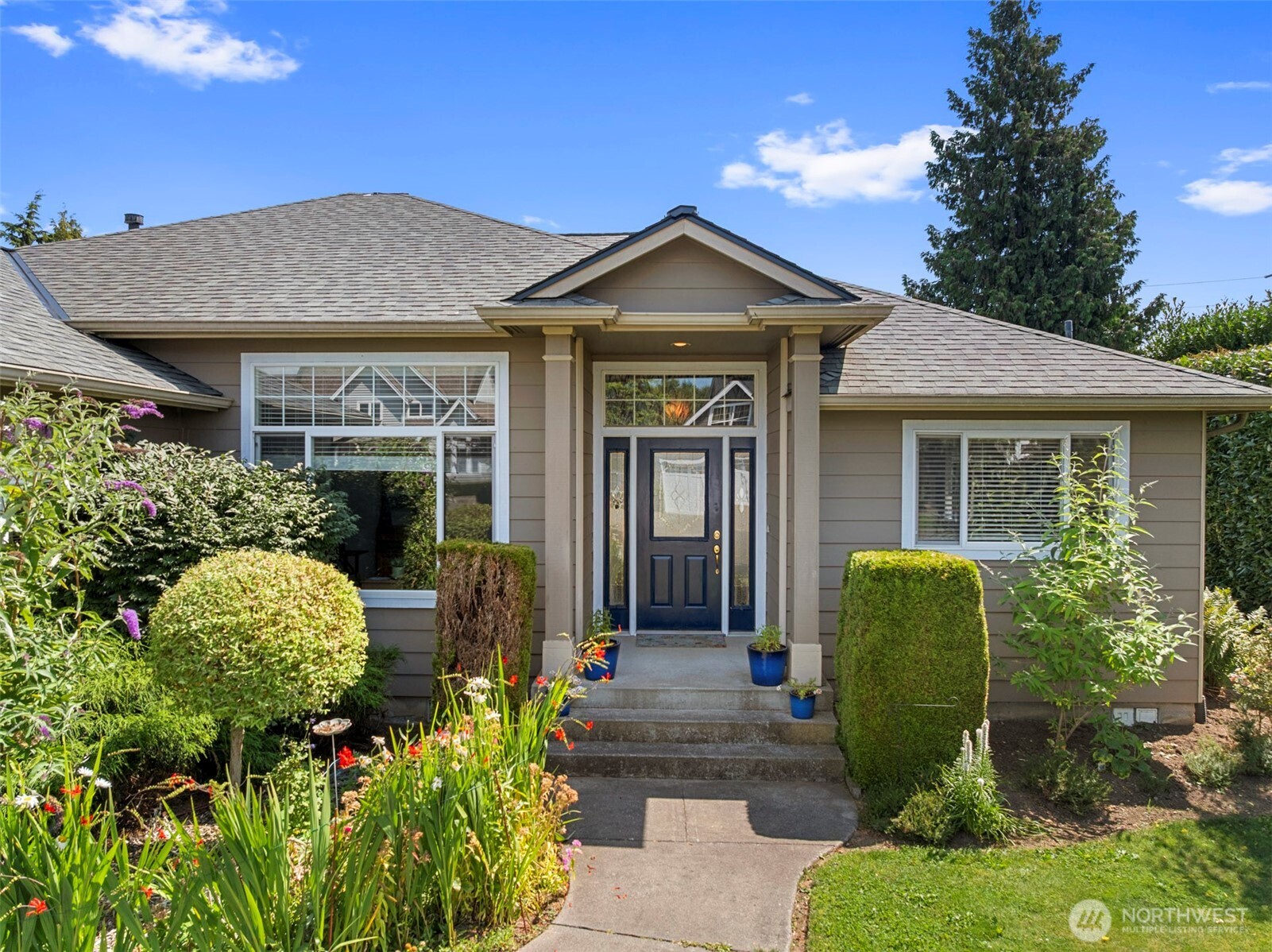 1936 Bridgeview Drive Property Photo 1