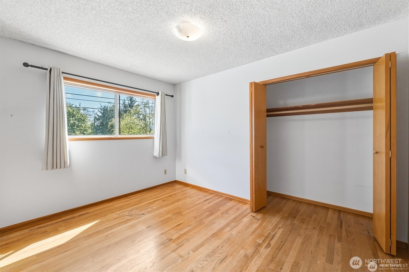 201 Inglewood Drive Property Photo 18