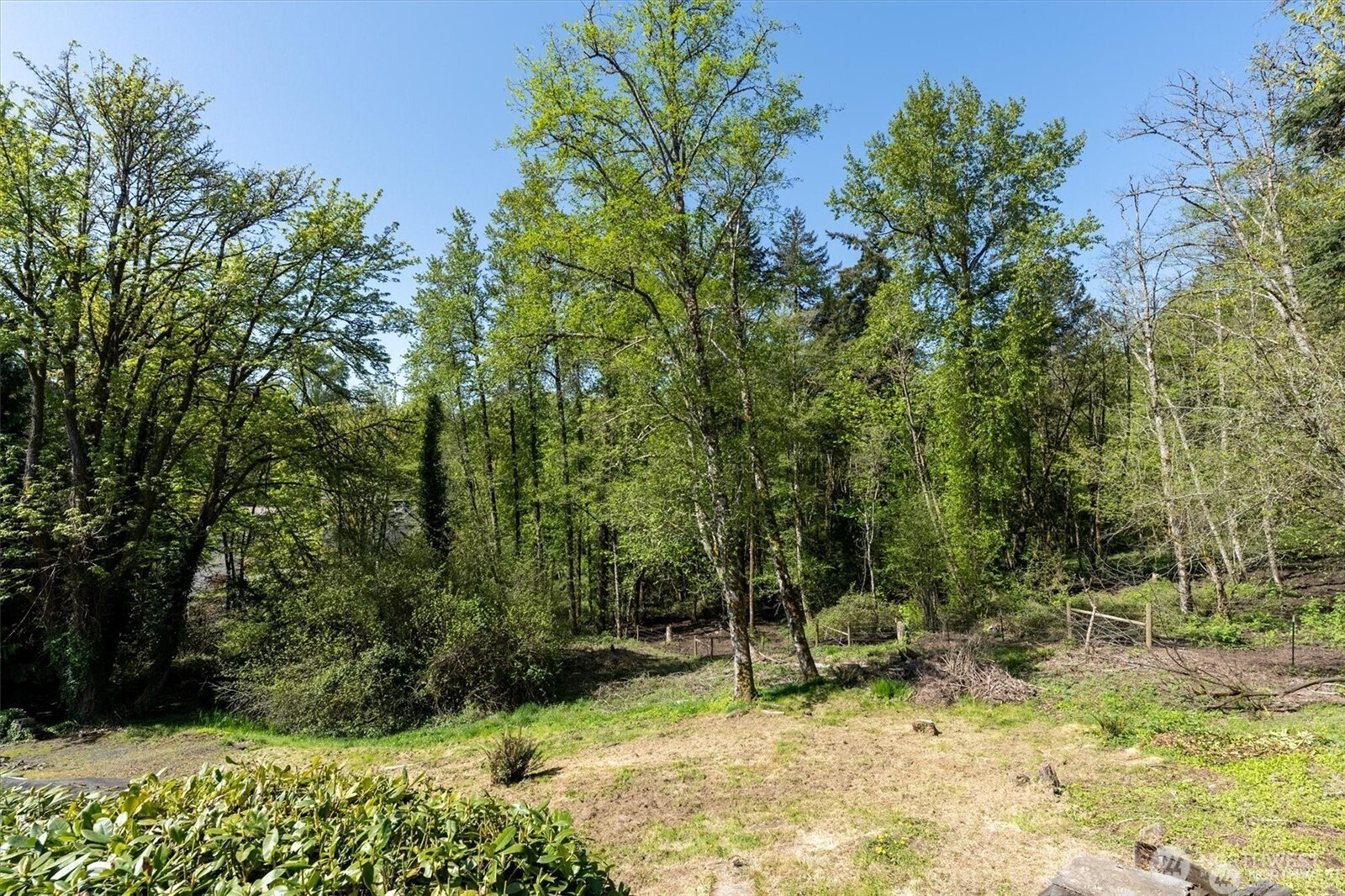 201 Inglewood Drive Property Photo 30