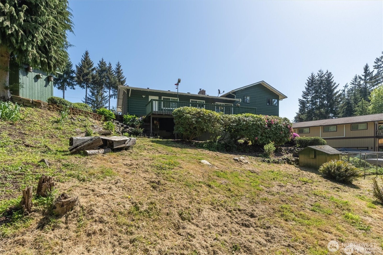 201 Inglewood Drive Property Photo 32