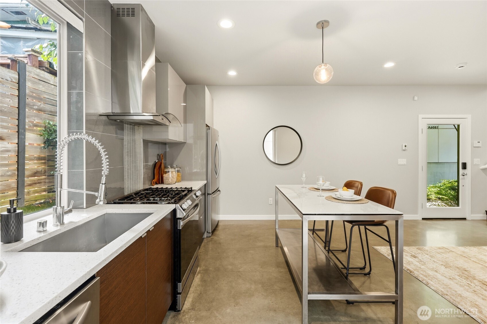 1806 25th Avenue A Property Photo 10