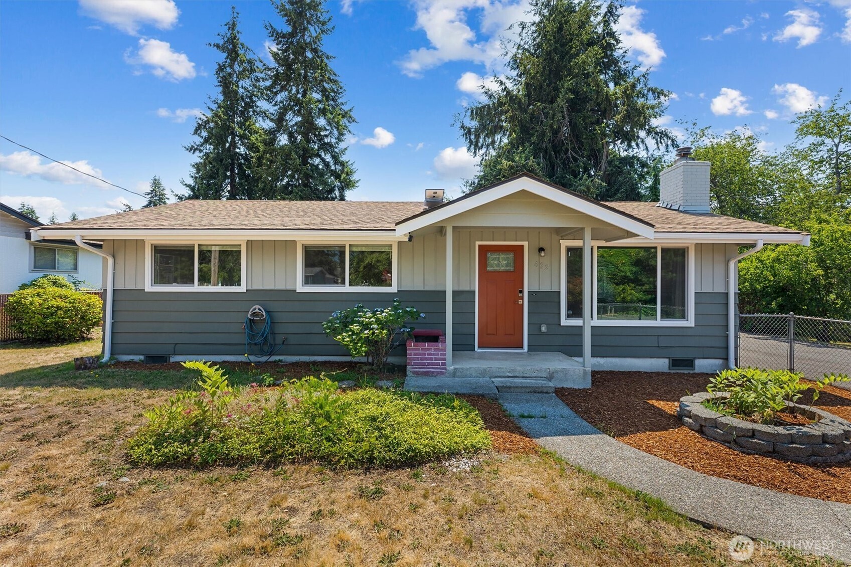 422 167th Street Property Photo 1