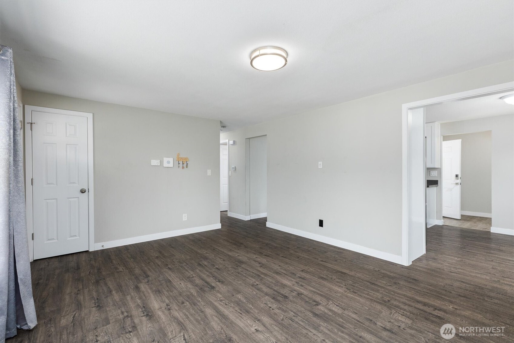 422 167th Street Property Photo 3