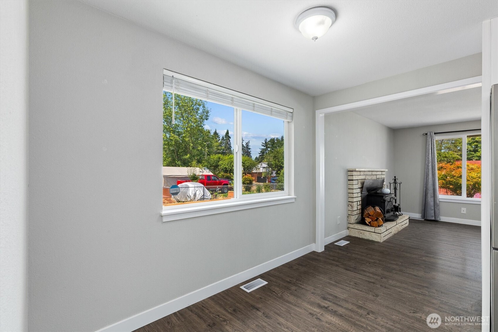 422 167th Street Property Photo 7