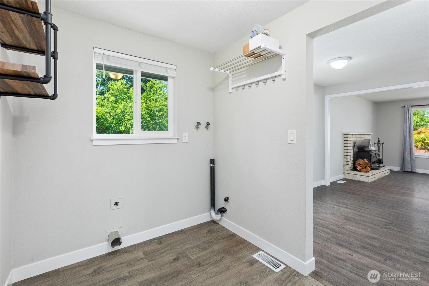 422 167th Street Property Photo 8