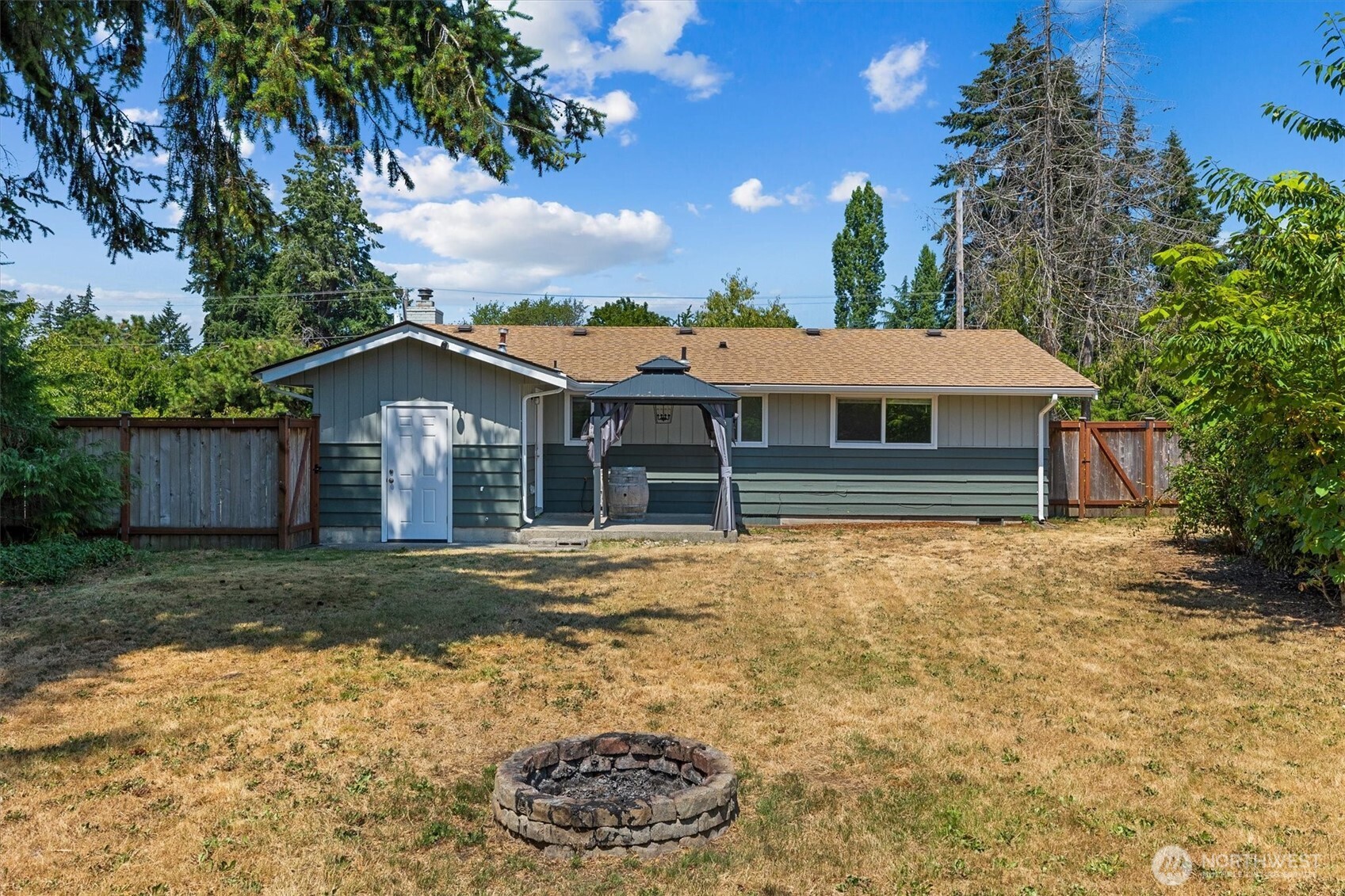 422 167th Street Property Photo 20