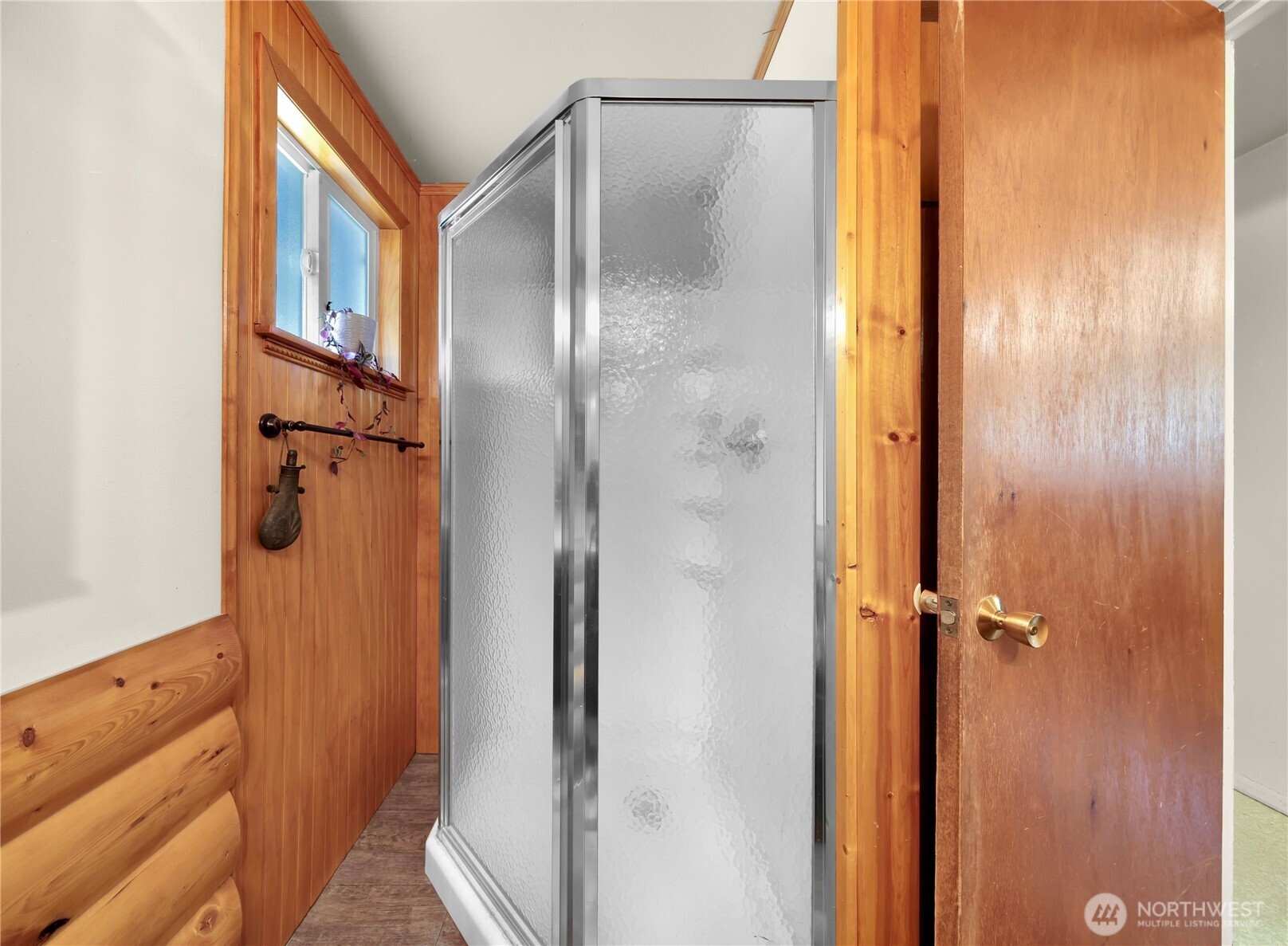 4036 Wynn Road Property Photo 12
