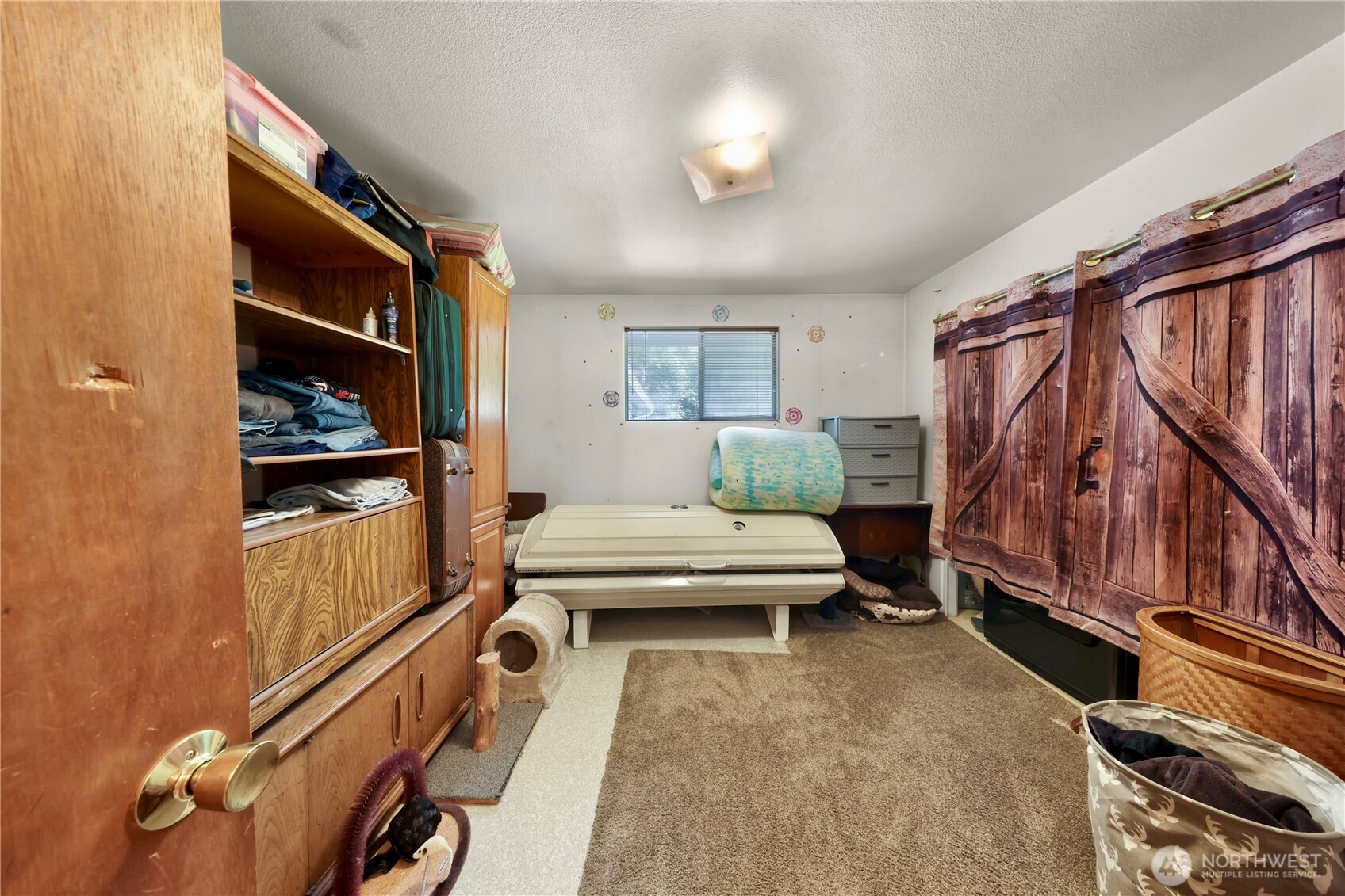 4036 Wynn Road Property Photo 14