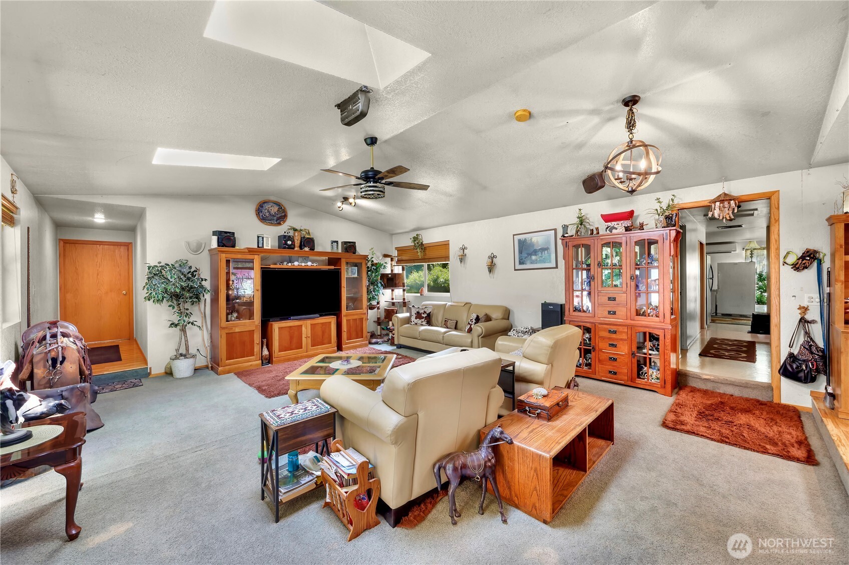 4036 Wynn Road Property Photo 16