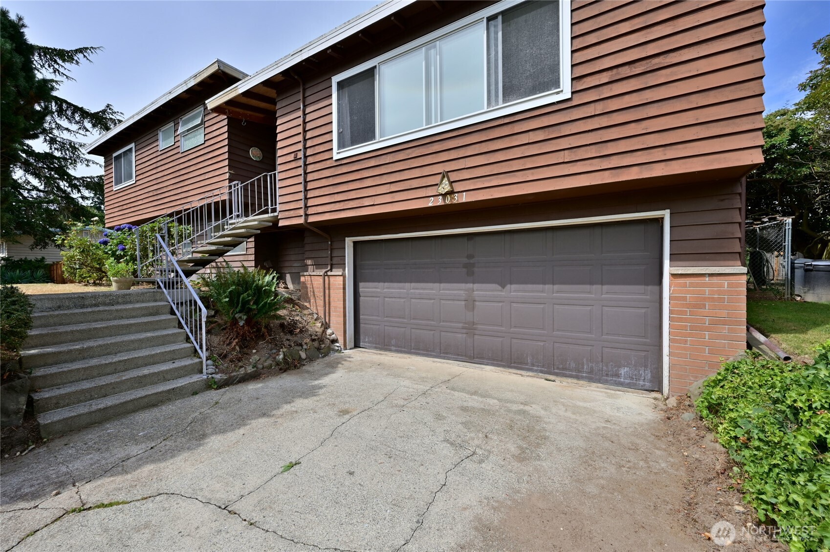 23031 19th Avenue Property Photo 4