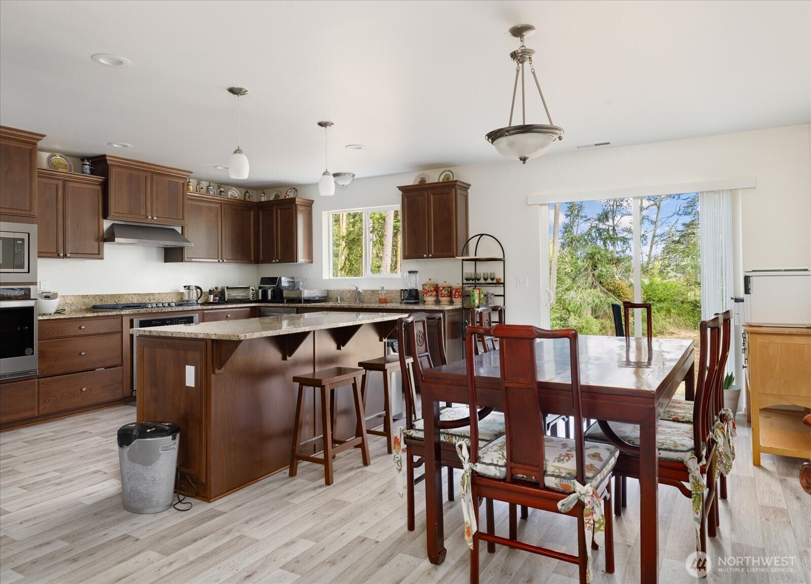 1012 Star Flower Road Property Photo 5