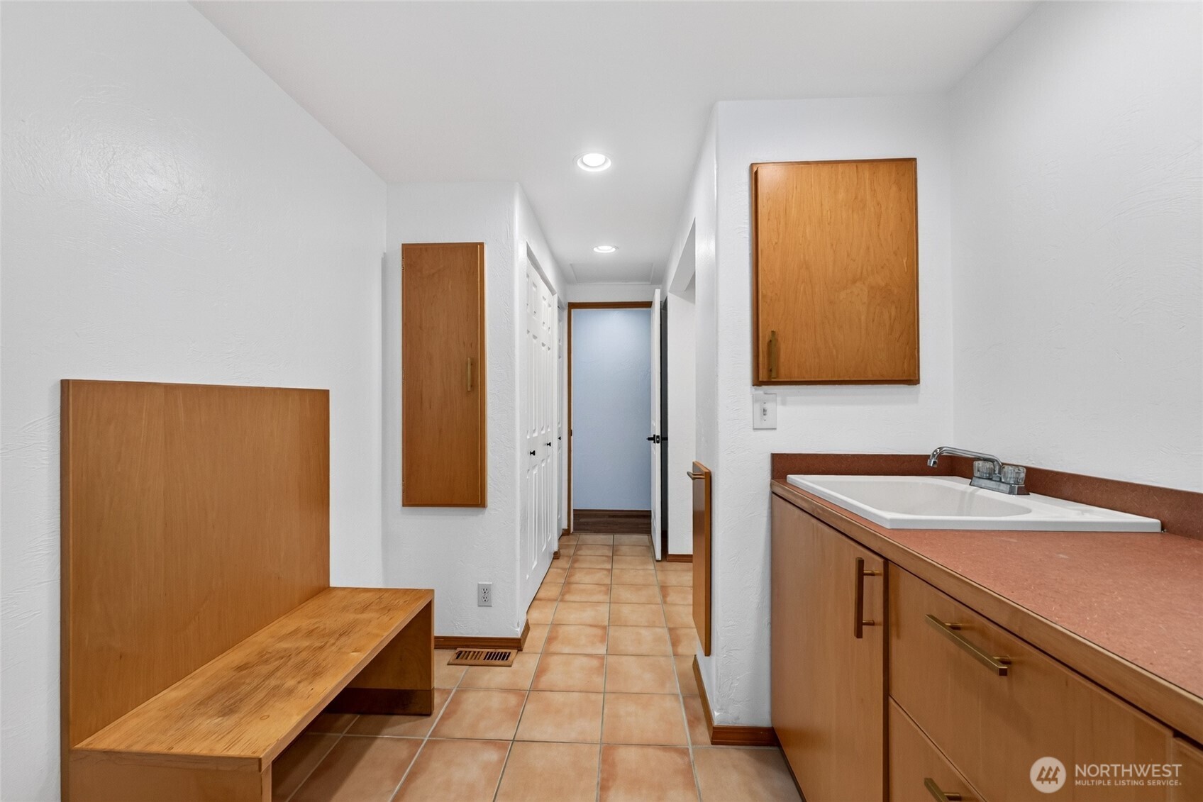 15917 Agate Street Property Photo 18