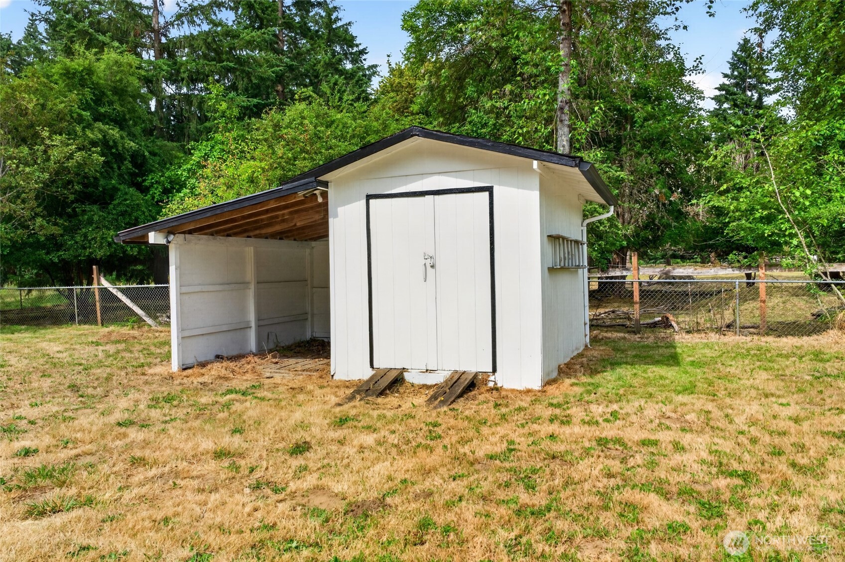 15917 Agate Street Property Photo 22