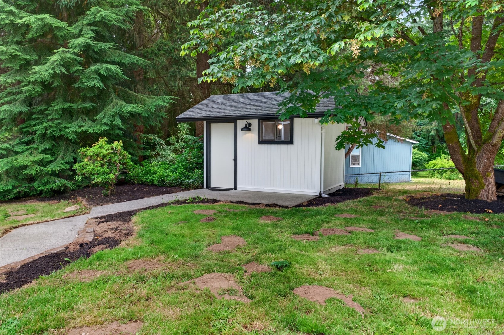 15917 Agate Street Property Photo 23