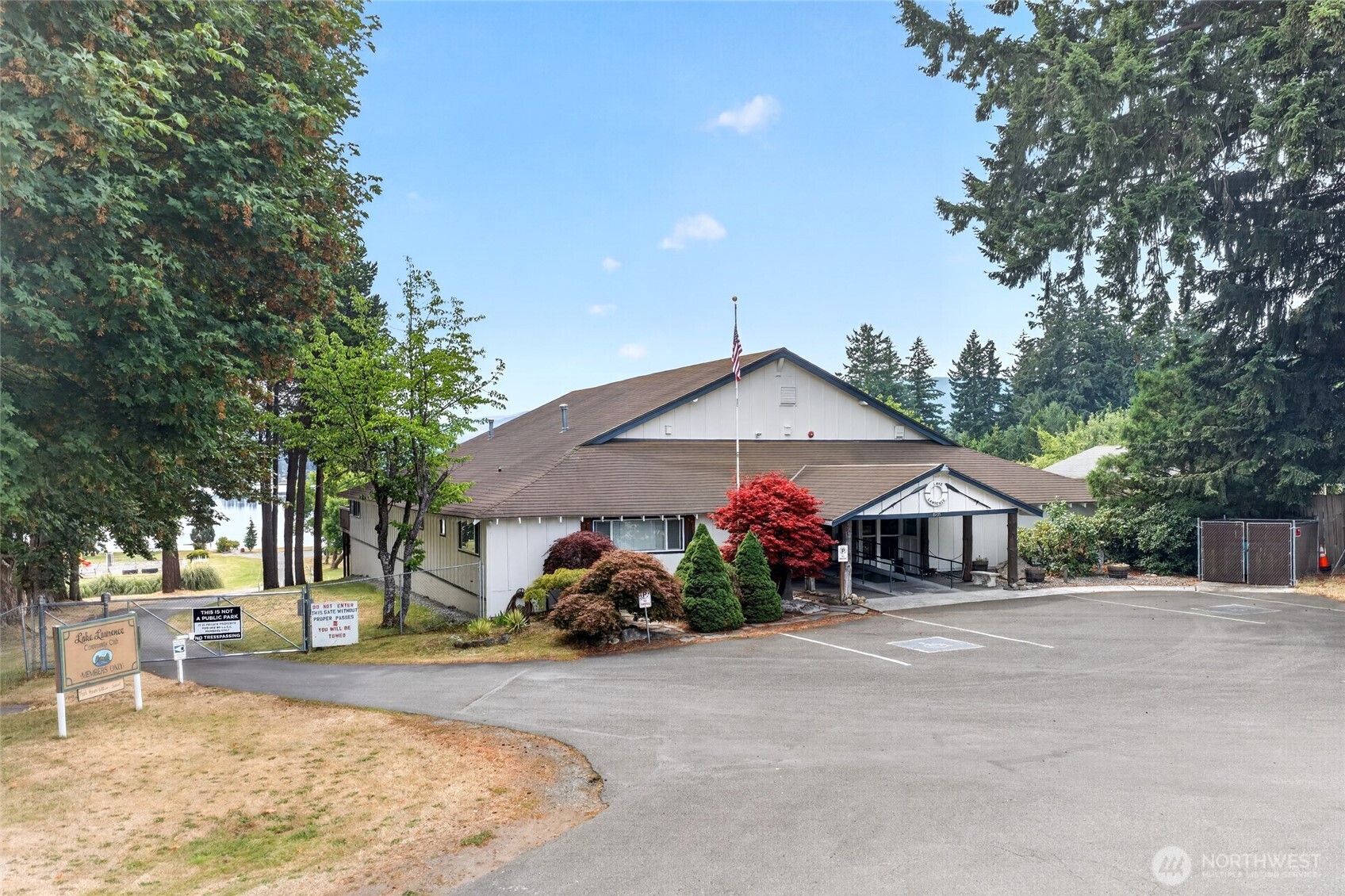 15917 Agate Street Property Photo 28