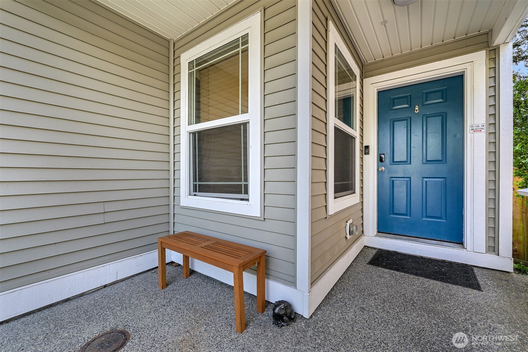 4663 Glacier Street Property Photo 4