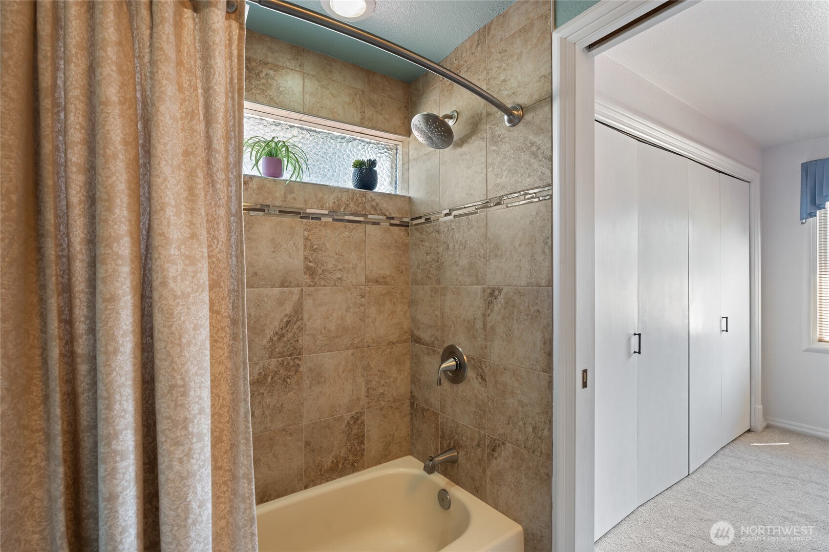1635 9th Avenue Property Photo 25
