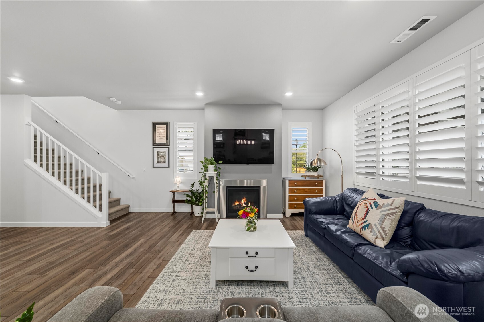 810 Burwood Street Property Photo 7