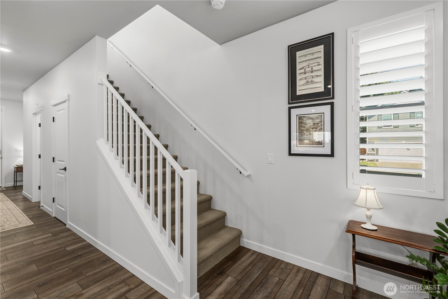 810 Burwood Street Property Photo 16