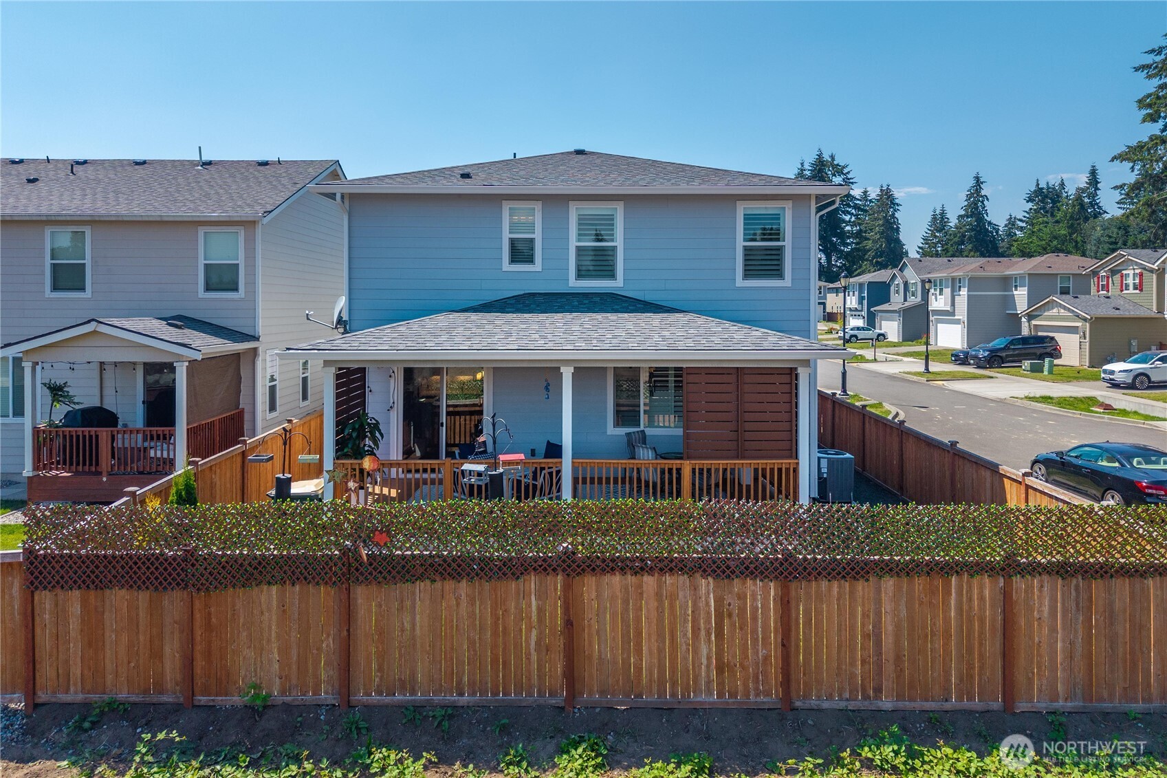 810 Burwood Street Property Photo 36