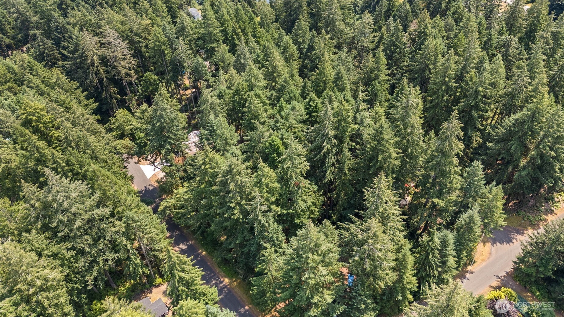 10512 Matthew Property Photo 9