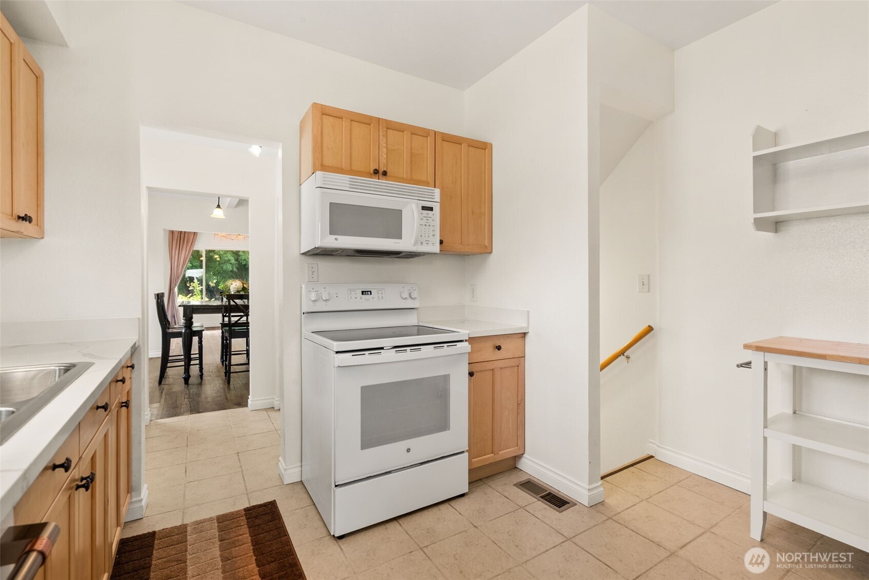 1460 S Fife Street Property Photo 17