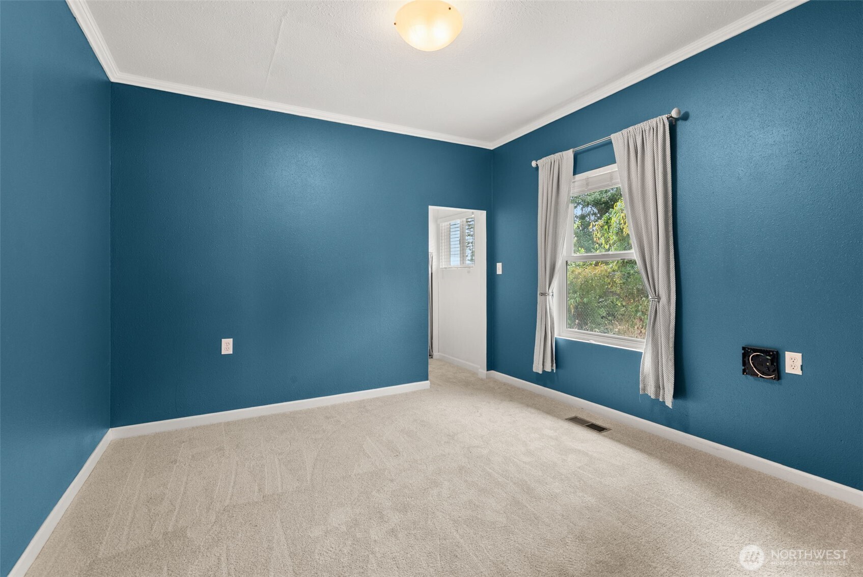 1460 S Fife Street Property Photo 19